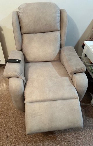 Sillón eleva personas tela beige
