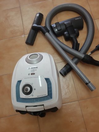 Aspiradora Bosch ProSilence PureAir
