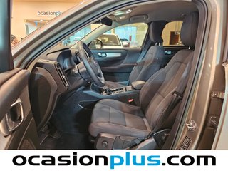Volvo XC40 T2 Core Auto 95 kW (129 CV)