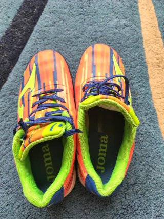 Botas de fútbol sala para niño