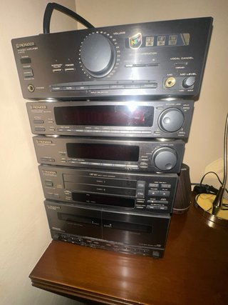Equipo música Pioneer/modular+2 altavoces+mando