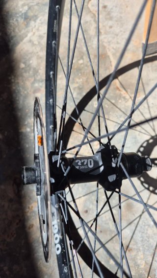 Ruedas DT Swiss 1900 y discos XT