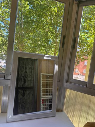 Cómoda de madera con 3 cajones
