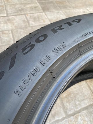 Neumático 245/50 R19 PIRELLI