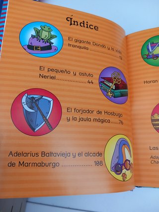 Libro con 8 CUENTOS DE FANTASIA.
