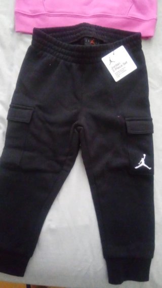 Conjunto Jordan niña rosa y negro