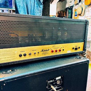 Marshall JCM2000 DSL100 100W Amplificador
