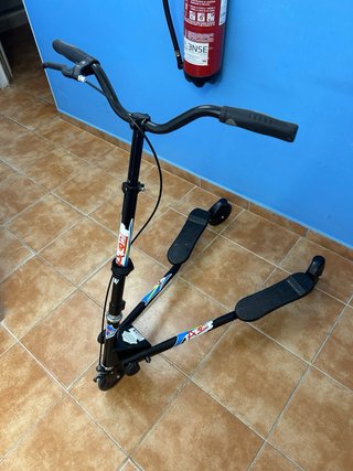 Patinete 3 ruedas nuevo