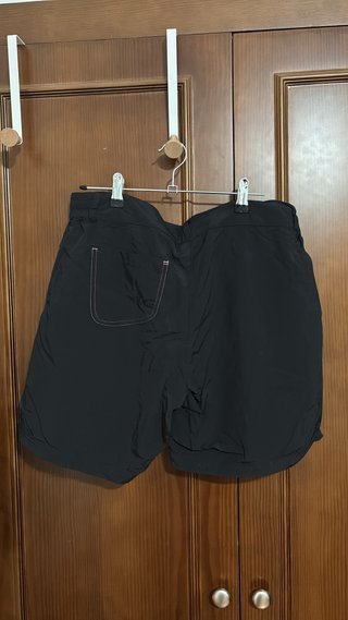 Pantalón corto deportivo Quechua negro