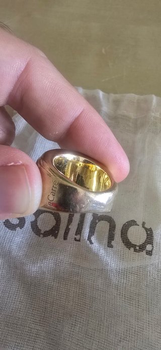 Anillo dorado Le Carré