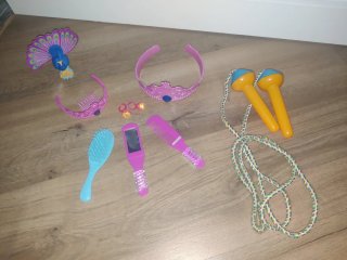 Set Accesorios Muñecas: Corona, Peine, Espejo