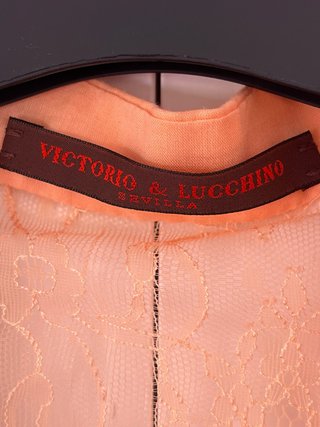 Conjunto falda y blusa Victorio Luccino