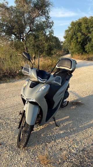 Honda SH 125 Gris Scooter