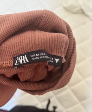 Jersey cuello alto sin mangas Zara Talla S