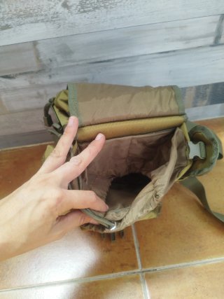 Riñonera Jueachy Beige/Verde Militar