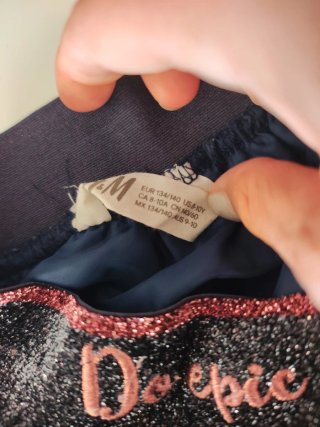 Faldas de tul azul y rojo