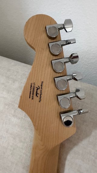 Guitarra Eléctrica + amplificador +Cejilla