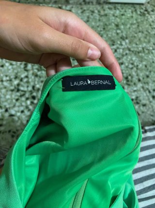 Blusa verde manga larga Laura Bernal