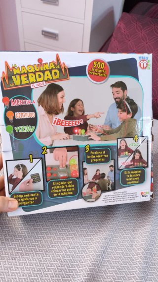 La Máquina de la Verdad Juego