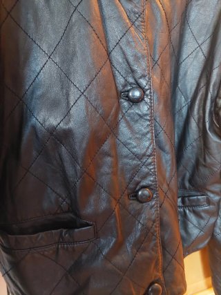 Chaqueta de cuero vintage acolchada