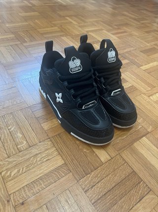 Louis Vuitton Skate Nere