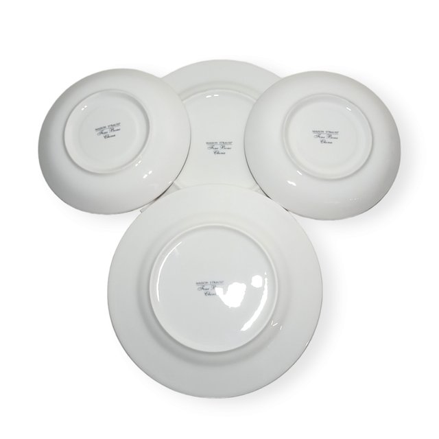 Juego de dos tazas de té con sus platillos y dos platos de postre Maison Strauss Bone China Flores rosas