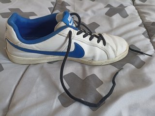 Zapatillas Nike blancas y azules talla 43