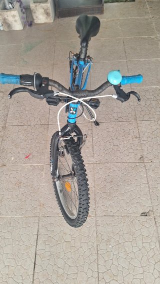 Bicicleta infantil B'TWIN azul
