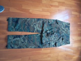 Pantalón militar mimetizado 2L.