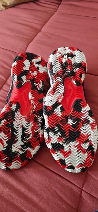 Zapatillas Pádel Joma Negras y Rojas