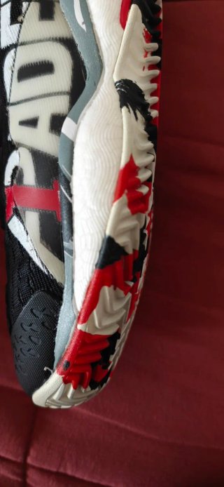 Zapatillas Pádel Joma Negras y Rojas