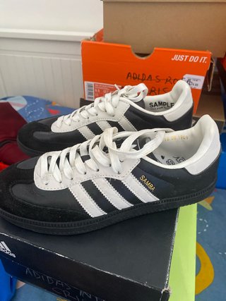 Adidas Samba negras talla 38