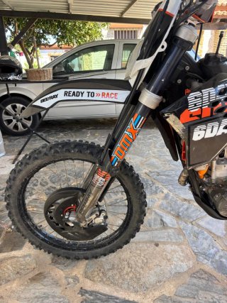 KTM 250 EXC Enduro Negra y Naranja