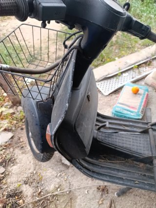 Vespa 200 Negra