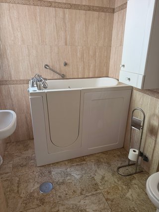 Cama de madera gratis para recoger