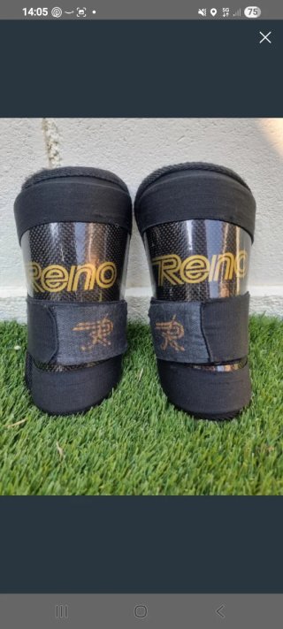 Espinilleras Hockey Reno Carbono