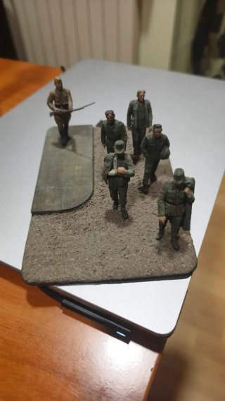 Lote maquetas,dioramas submarino y tanques + 4 est