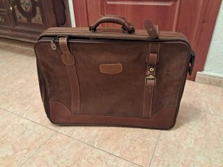 Maleta vintage de cuero/ante marrón