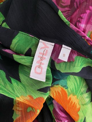 Vestido estampado floral negro