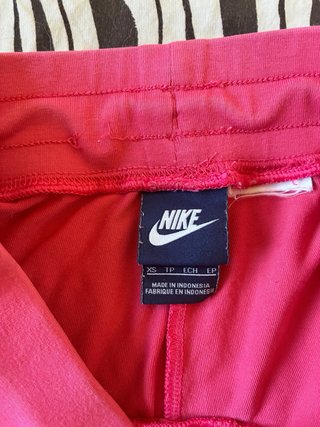 Pantalón deportivo Nike XS rosa fucsia