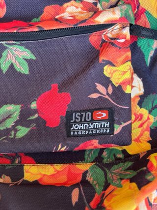 Mochila John Smith floral