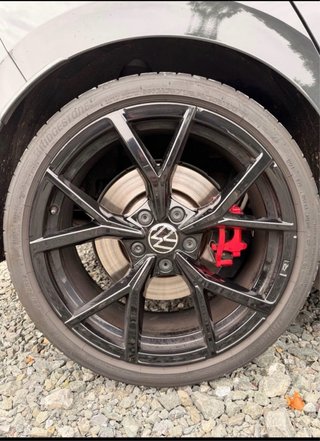 Volkswagen Golf 2025