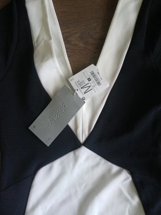 Vestido Bershka Negro y Blanco Talla M