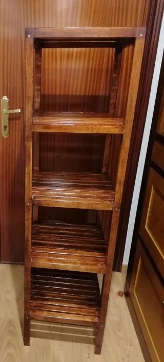 Estantería de madera 4 baldas Ikea.