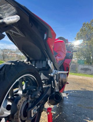 Honda CBR 500R Roja