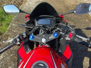 Honda CBR 500R Roja
