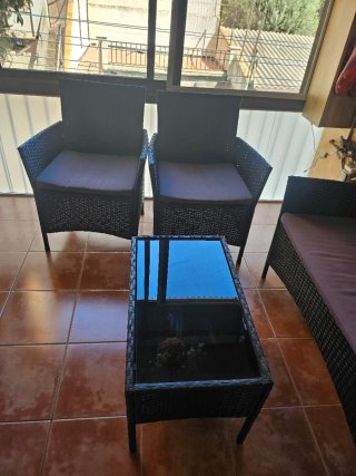 Conjunto Exterior: Sofá, Sillones y Mesa