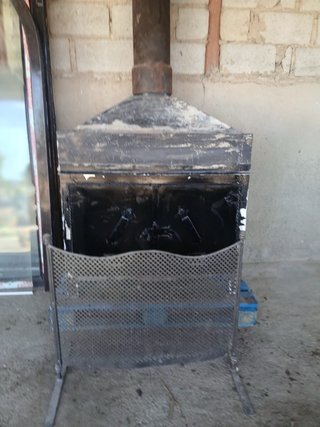Chimenea de hierro para leña
