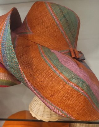 Sombrero de rafia para bodas
