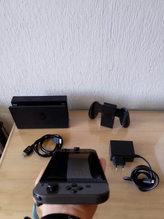 Nintendo Switch Roja y Azul